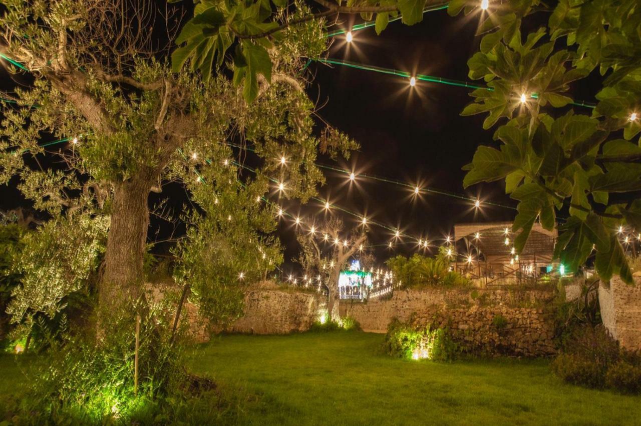 Agriturismo Li Calizzi Arte E Natura Novoli Экстерьер фото