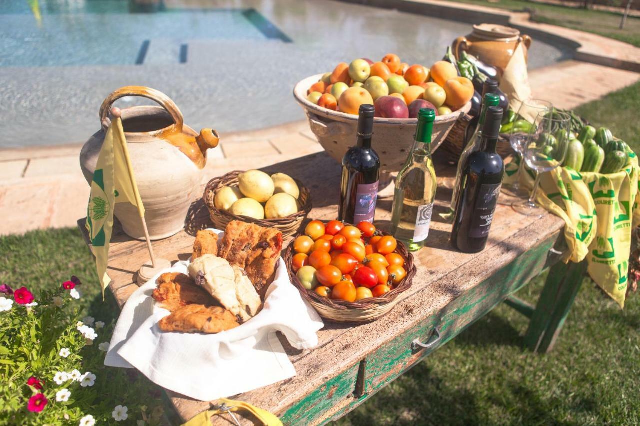 Agriturismo Li Calizzi Arte E Natura Novoli Экстерьер фото